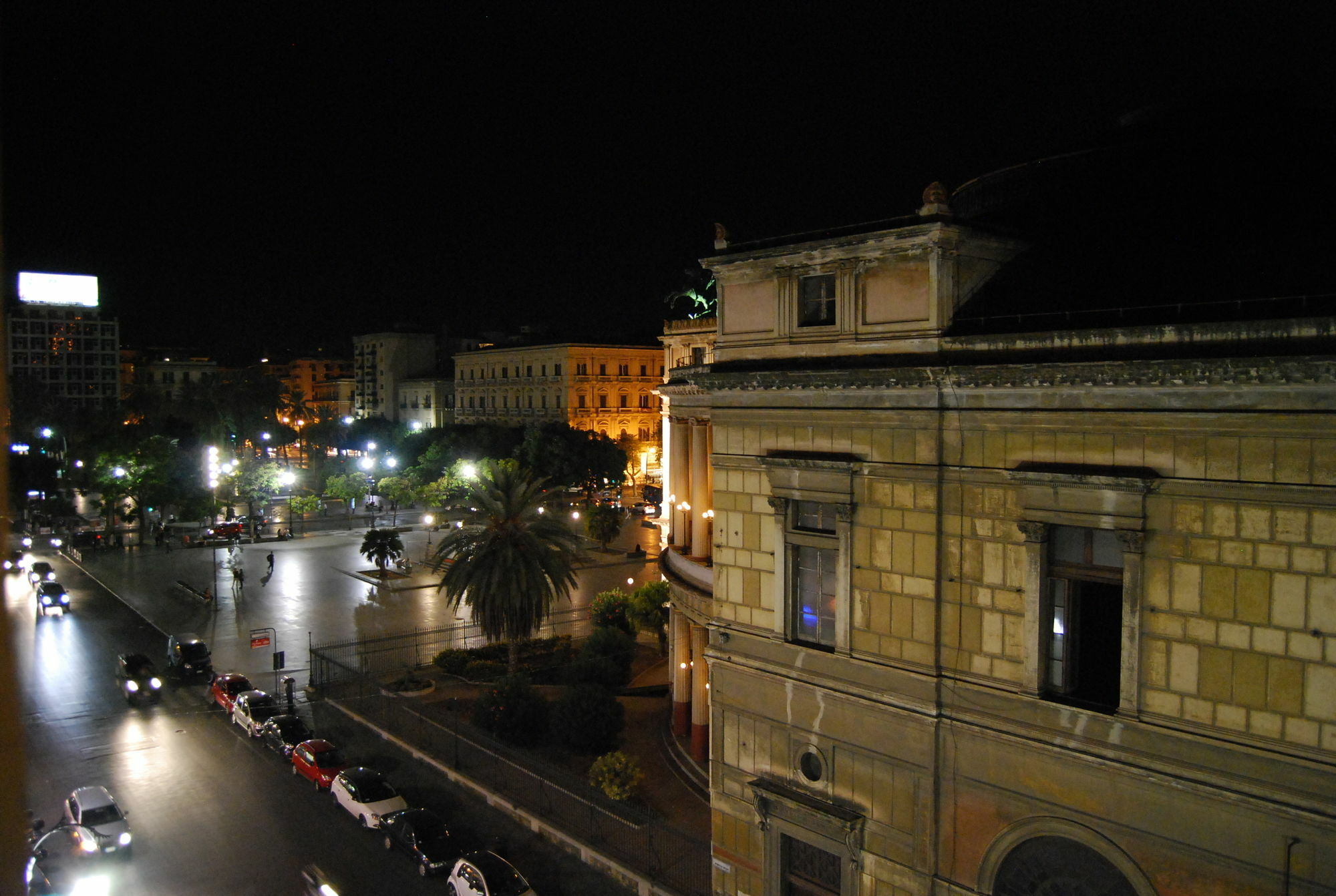 Extra Bed And Breakfast Palermo Exterior photo